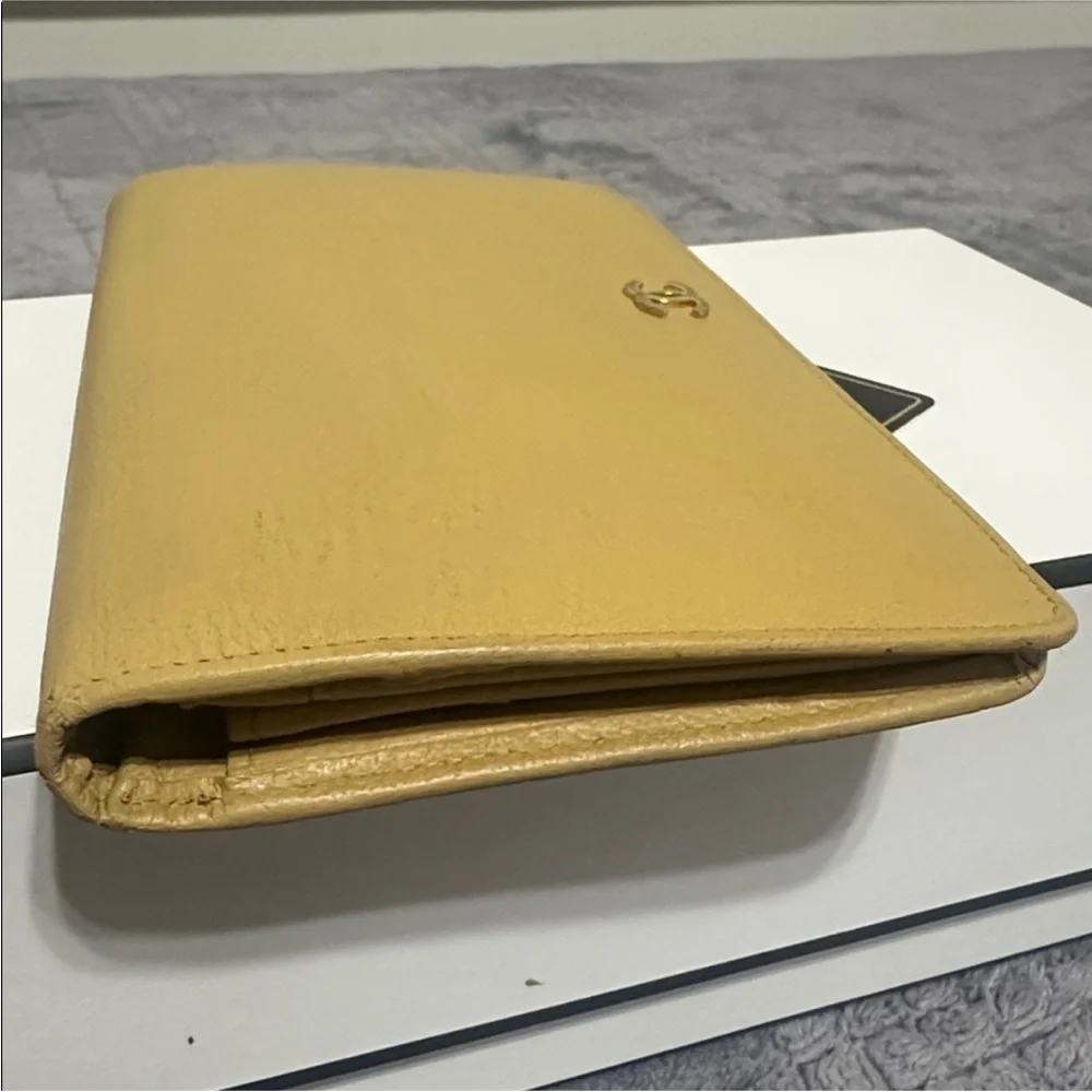 CHANEL Mustard Yellow Leather CC Logo Continental Wallet